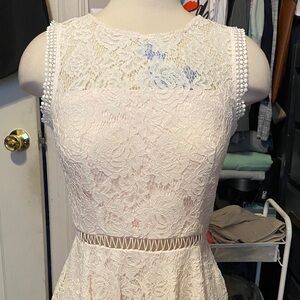 Pre-Loved, Juniors Size 7 JODI KRISTOPHER Lace Sleeveless Dress W/ Pink Accents
